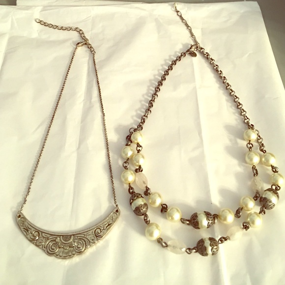 2 American Eagle necklaces