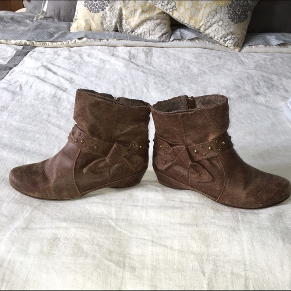 Ankle boots size 7.5 - Picture 3 of 4