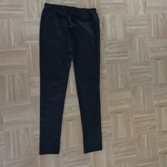 Legings - Picture 2 of 3