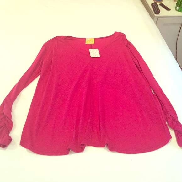 Free People (NEW WITH TAGS) dahlia shirt
