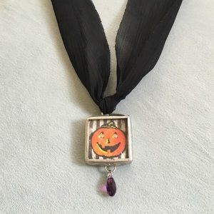 Jewel Kade Halloween necklace