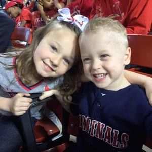 Meet your Posher, Lindsay