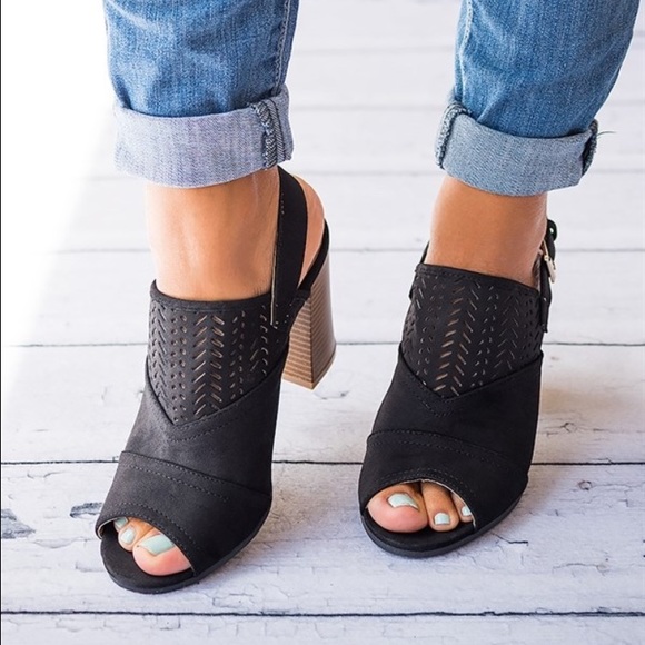 Qupid Shoes - Black Chunky Heel Ankle Booties
