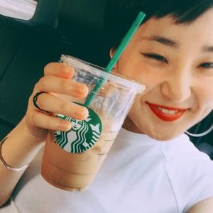 Meet your Posher, Juna