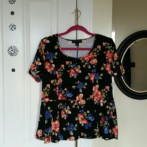 Floral Patterned Peplum Top