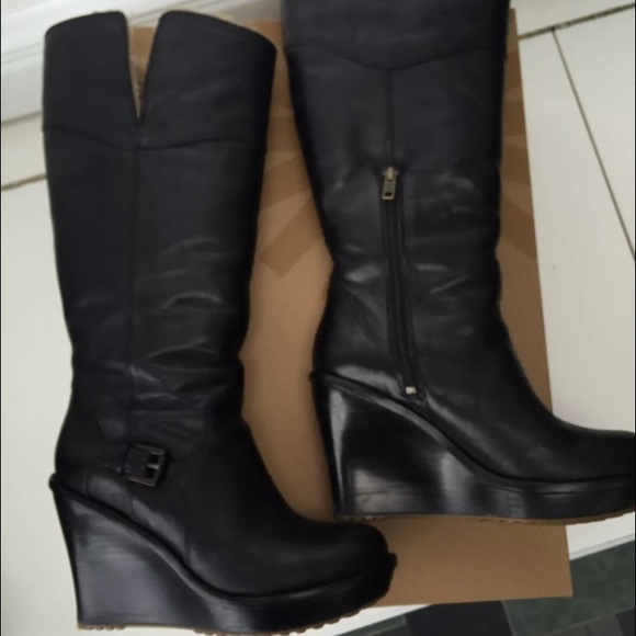Authentic UGG Sidonie Boots