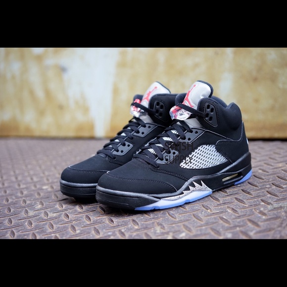 Jordan Other - 🔴SOLD!🔴NEW Men's Jordan Retro 5's - Size 10