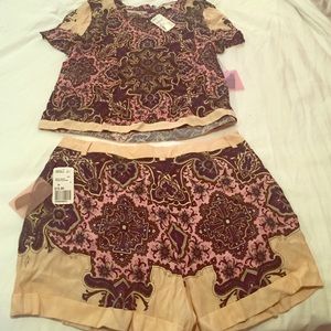 NEW WITH TAGS Forever 21 matching set