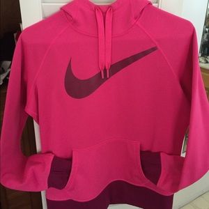 Nike Therma-Fit Hoodie