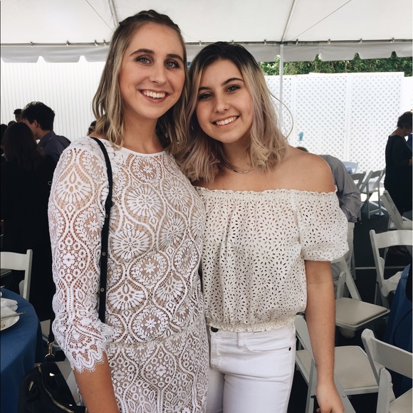 Meet your Posher, Hannah - Picture 2 of 2