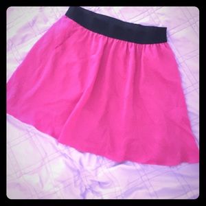 Silky pink skirt with pockets!