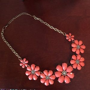 🔥make an offer🔥Statement necklace