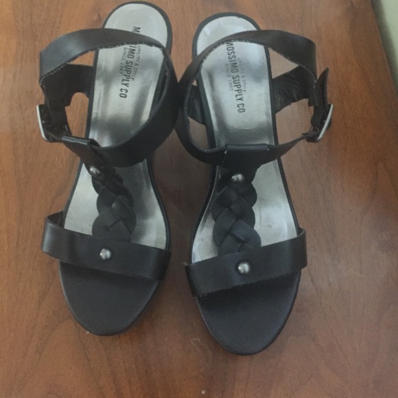 Mossimo wedges