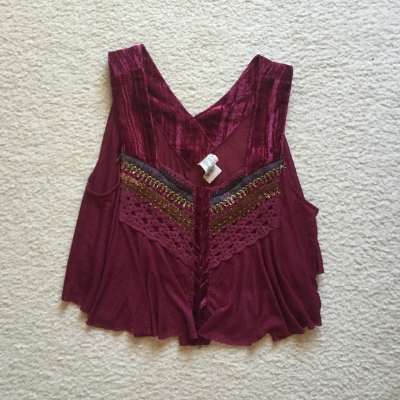 Free People Tops - Free people crop top😍