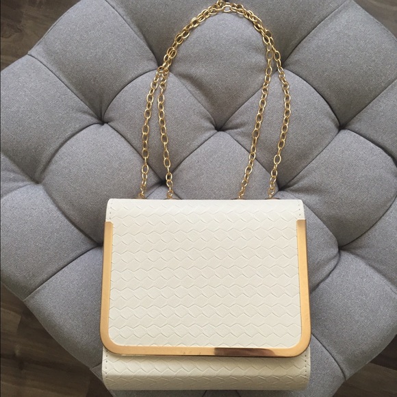 Beautiful shoulder/crossbody bag!