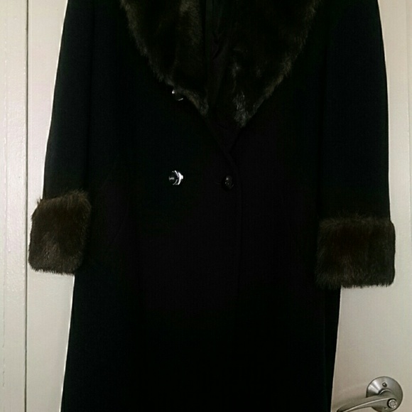 Coat - Picture 2 of 3