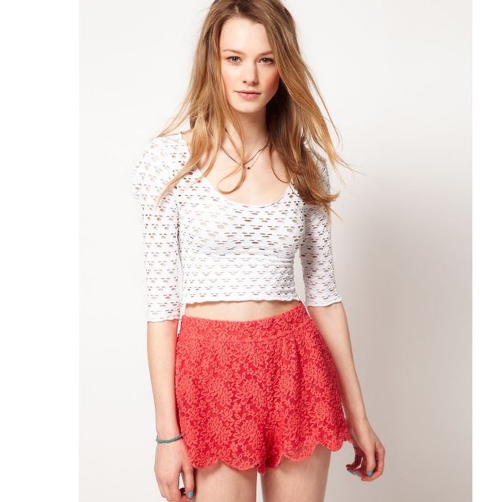 Scalloped lace shorts