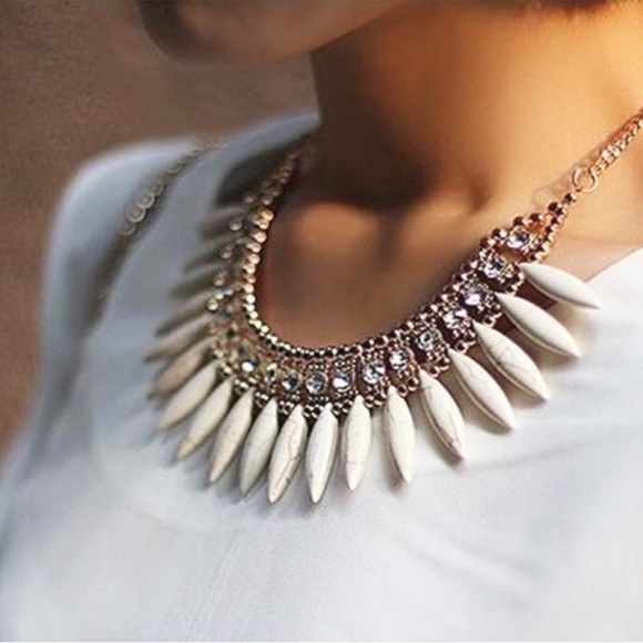 Tribal white M diamond choker necklace - Picture 3 of 4