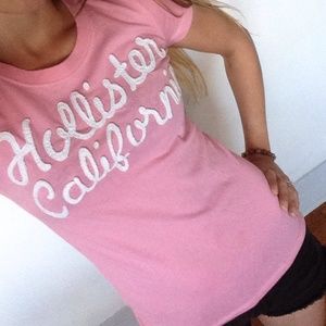 Hollister Cali pink tee