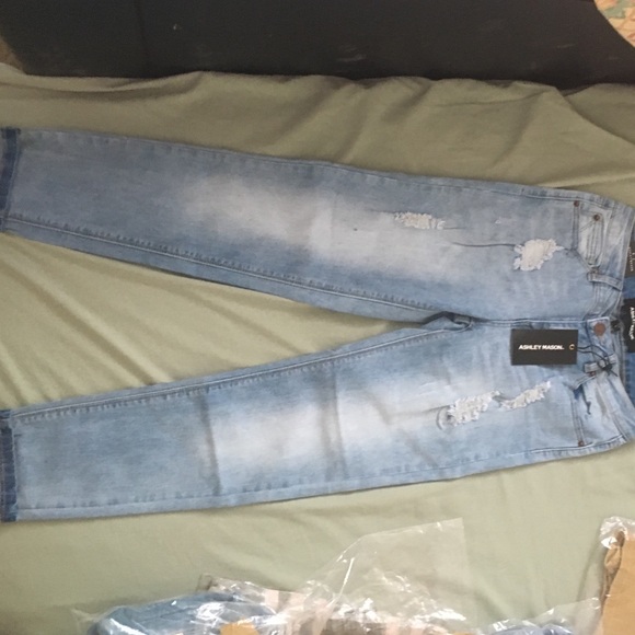 ASHLEY MASON Denim Cuff Jeans Juniors - Picture 4 of 4