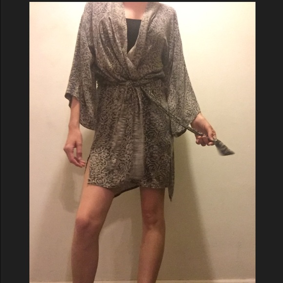 Sold - Picture 3 of 6