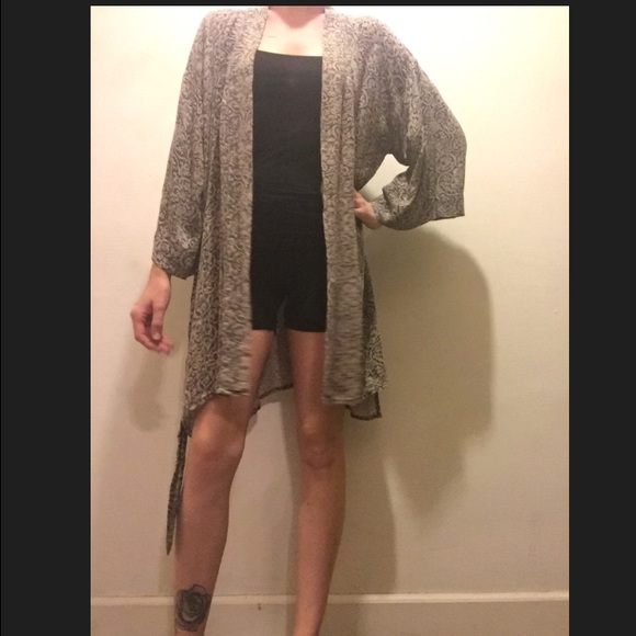 Sold - Picture 4 of 6