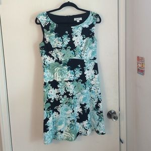 Floral Dressbarn dress (10 petite)