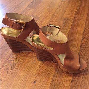 Michael Kors Josphene Wedge size 7