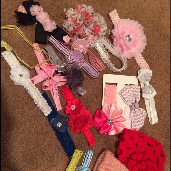 Baby hats and bows