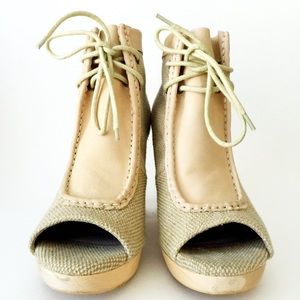 Booties! Fall is coming; perfect pair of booties.