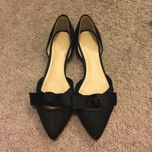 Ivanka Trump very cute lace flats