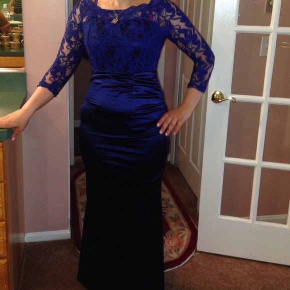 Nice tight blue lace dress