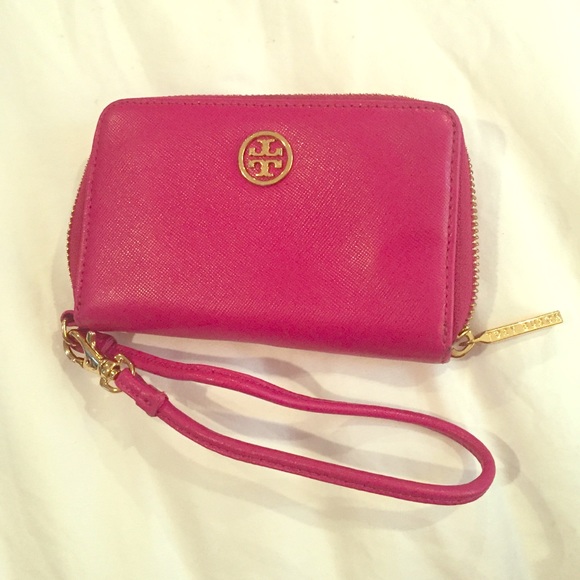 TORY BURCH ROBINSON COLLECTION HOT PINK WALLET