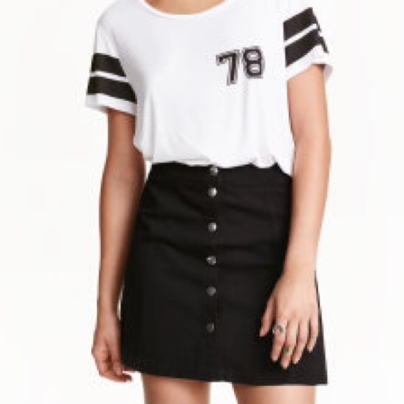 ❌sold❌A line black skirt