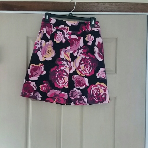 EUC Pink Floral Skirt