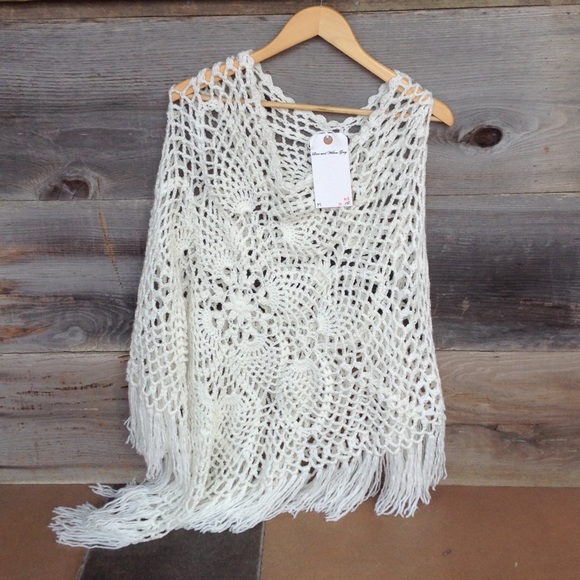 Knitted White Poncho