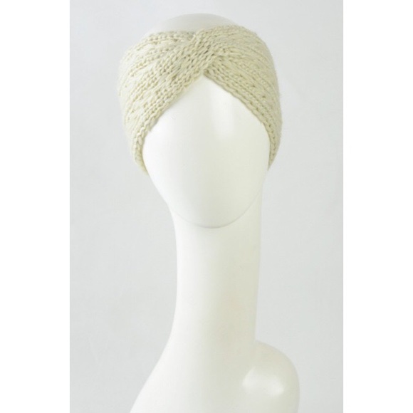 🎉30% OFF BUNDLES🎉Twist Braid Crochet Headband - Picture 2 of 3