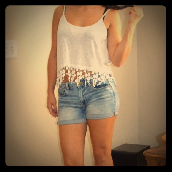 AEO Super stretch light wash mini Jean shorts