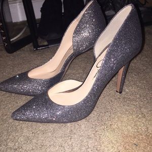 Jessica Simpson pump