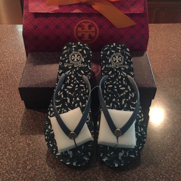 Tory Burch Flip flops size 8