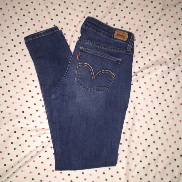 Levi's Denim - Sold Ⓜ️‼️👖535 Levi's Legging Dark Wash