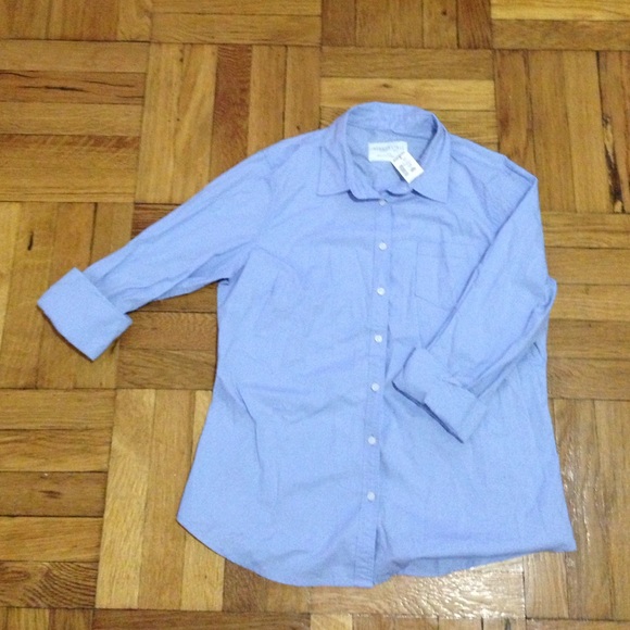 Aeropostale baby blue button down shirt