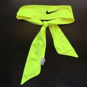 ✔️💚 NIKE Headband 💚✔️