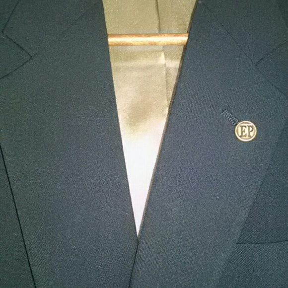 Blazer - Picture 2 of 3
