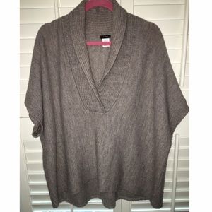 Cozy short sleeve sweater