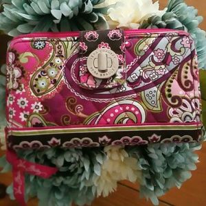 Vera Bradley twist lock wallet