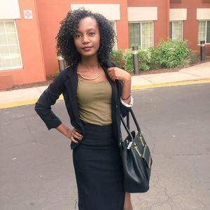 Meet your Posher, Fabie