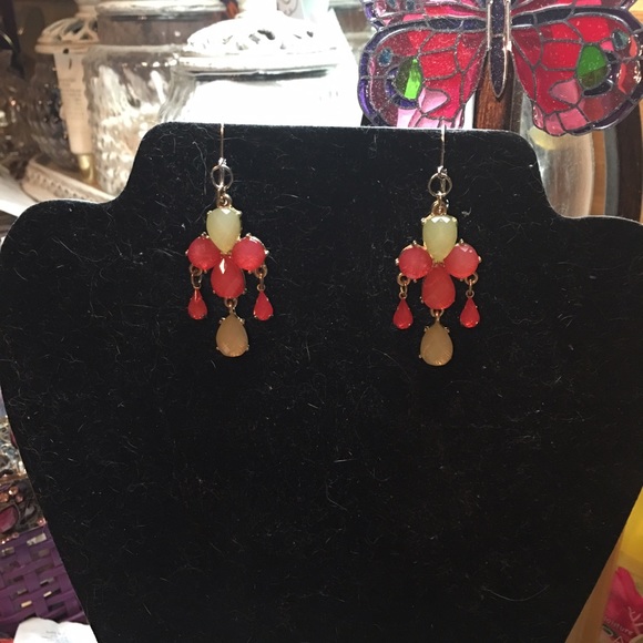 Coral & lime color sparkle dangle earrings - Picture 2 of 4