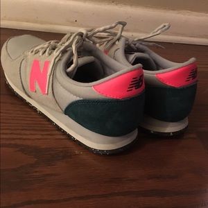 New balance 420 retro sneakers