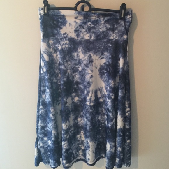 LuLaRoe Tie-Dye Silky S Azure Midi Skirt